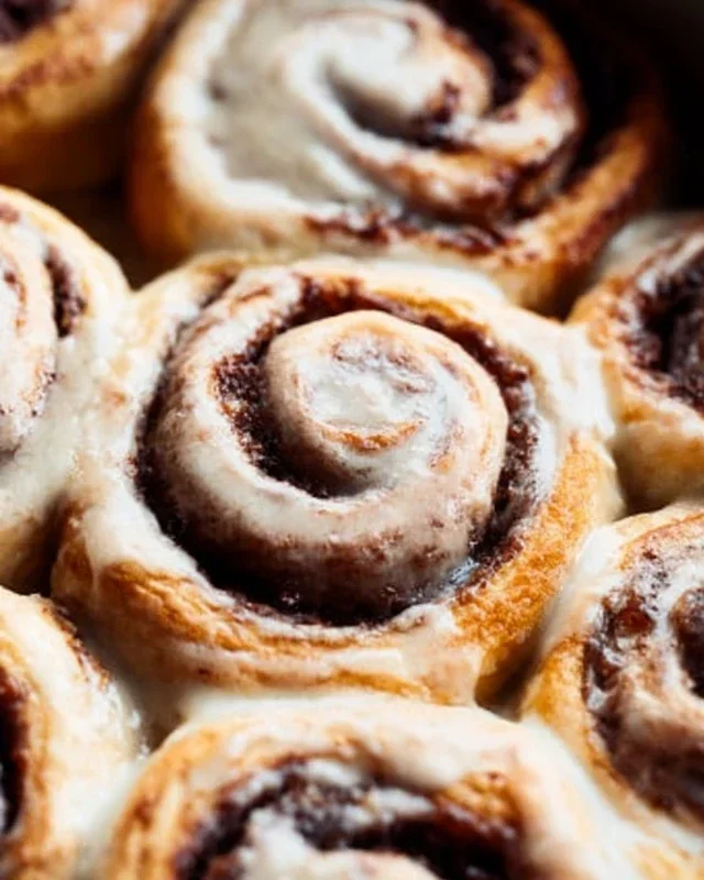 BEST Homemade Cinnamon Rolls